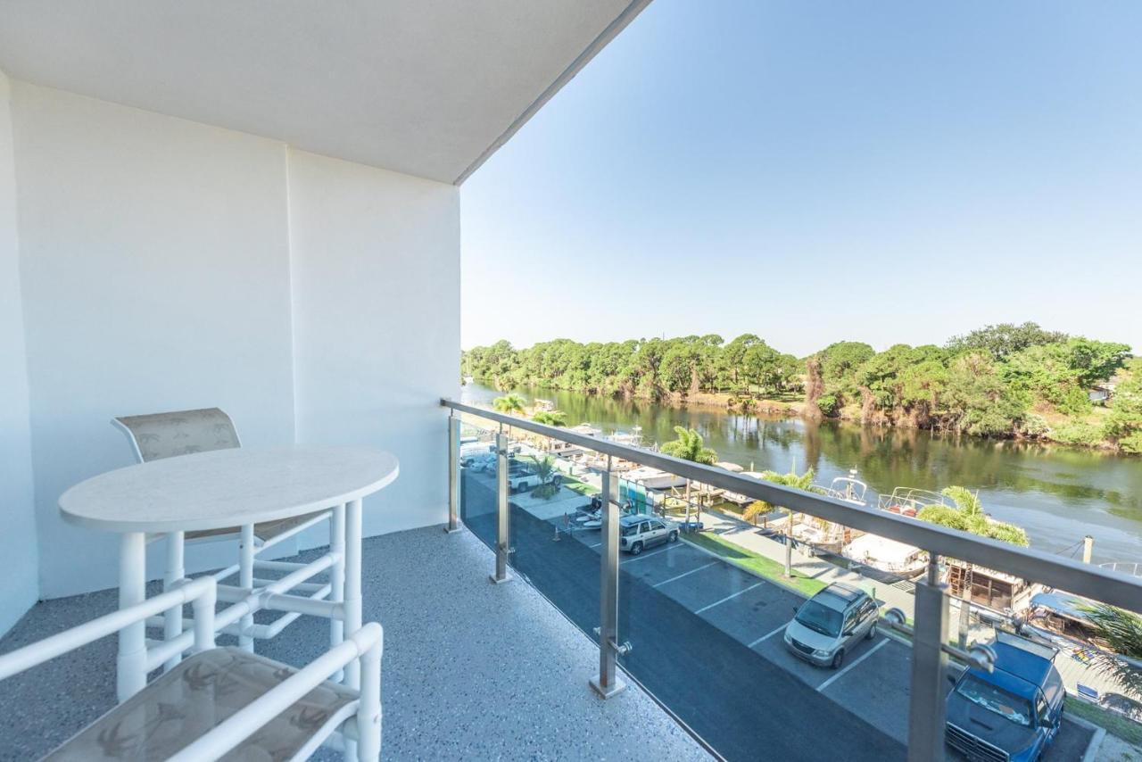 Cape Crossing Resort & Marina Merritt Island المظهر الخارجي الصورة